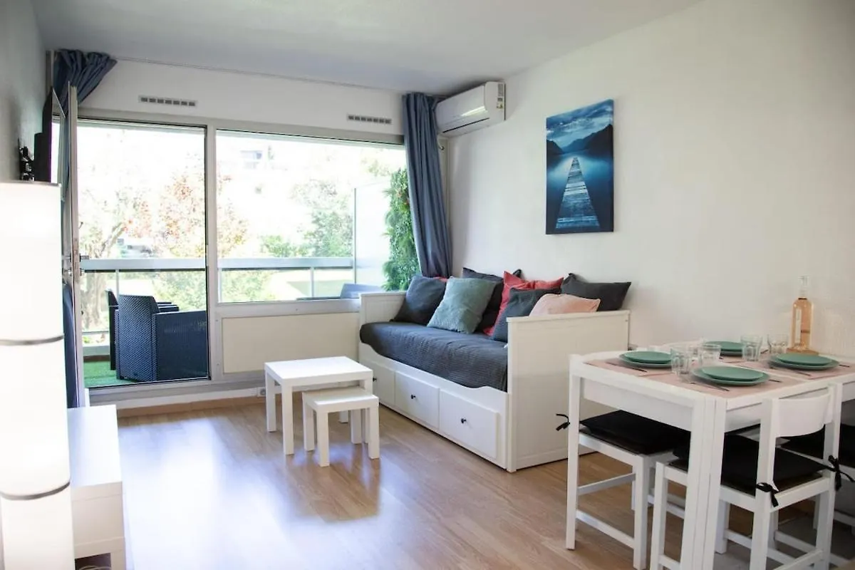Beautiful Vacation Apartment - Swimming Pool - Parking Antibes