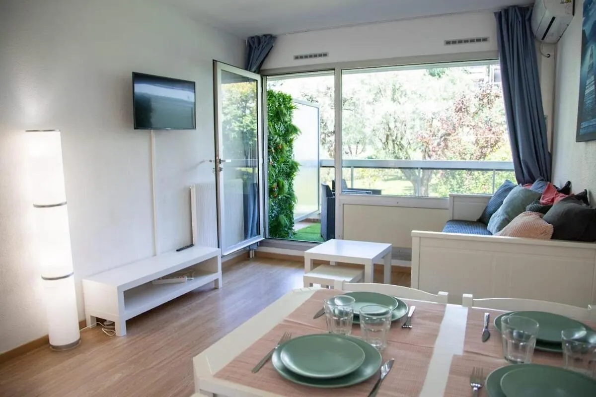 Beautiful Vacation Apartment - Swimming Pool - Parking Antibes